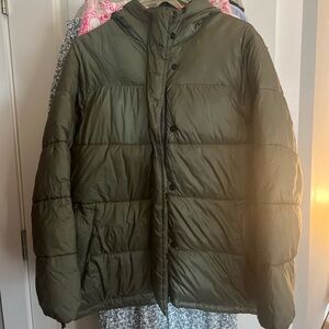 Everlane renew puffer